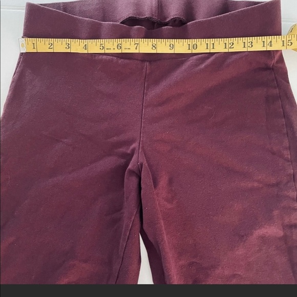 Torrid NWOT leggings, capri length. Size 1. - Picture 4 of 5